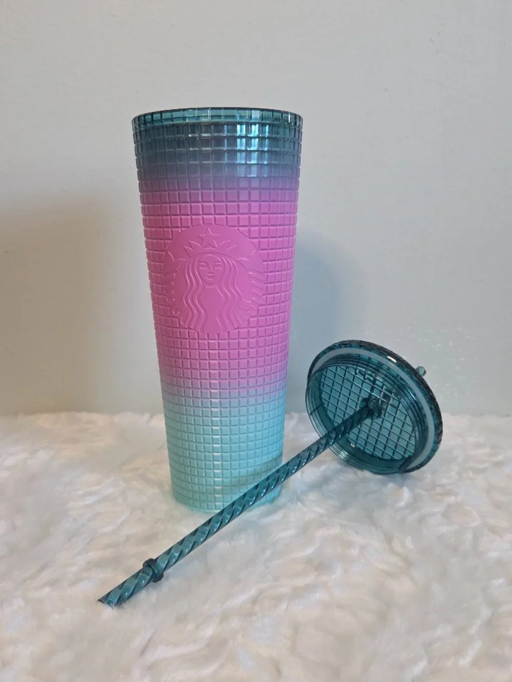 Starbucks 24oz Tumbler Valentines 2024 Blue Pink Purple Gradient Ombre Grid NWT